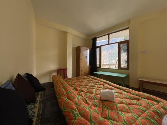One Light Hostel Manali (Himachal Pradesh) Ngoại thất bức ảnh
