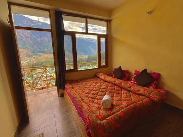 One Light Hostel Manali (Himachal Pradesh) Ngoại thất bức ảnh